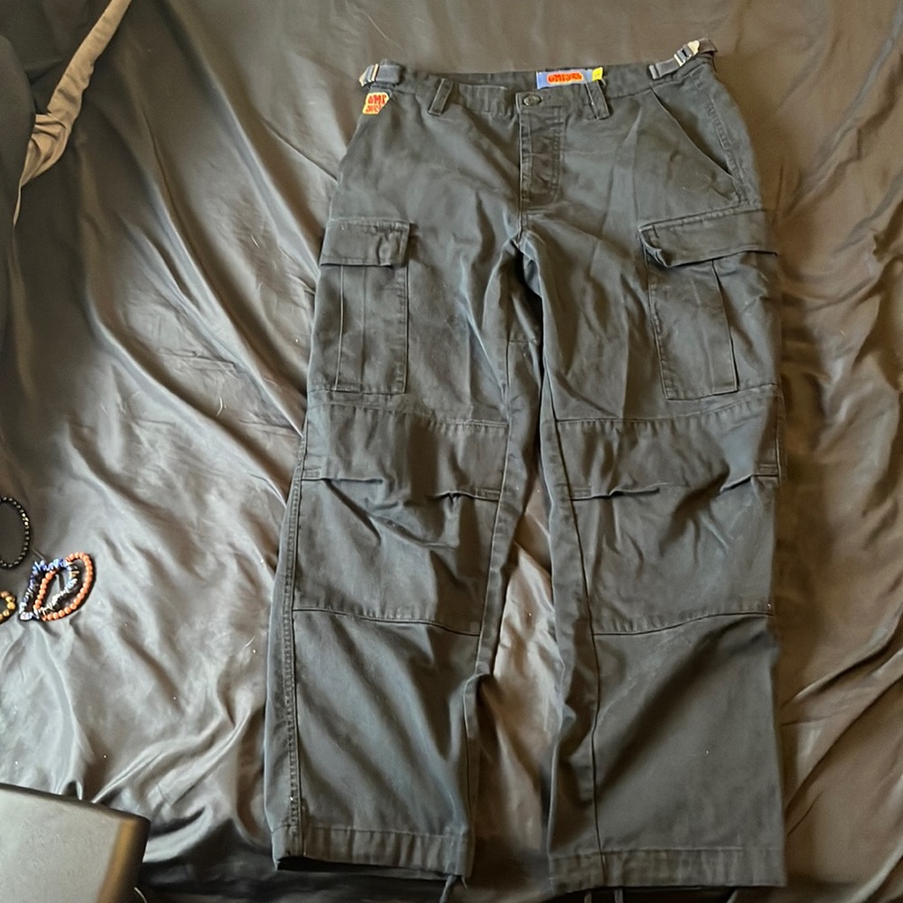 black empyre cargo pants size 28